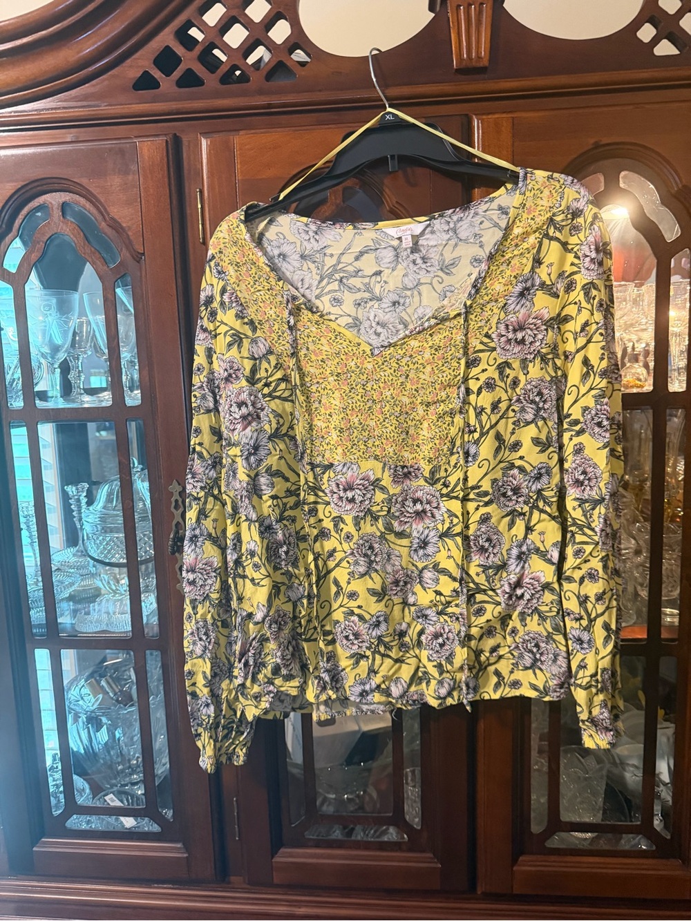 Candie’s Floral V-Neck Long Sleeve Blouse in Yellow
